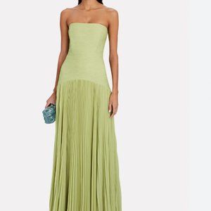 ISO Alexis Sunniva Dress is sage!
